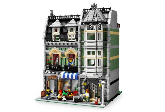 LEGO 10185 Green Grocer – Modell schräg von vorn